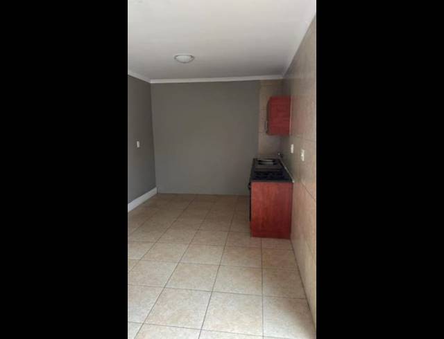 2 BEDROOM PROPERTY TO RENT IN LENASIA EXT 9